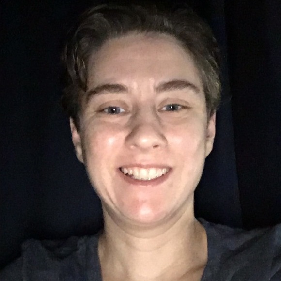 Meet your Posher, Brandy - Picture 1 of 1